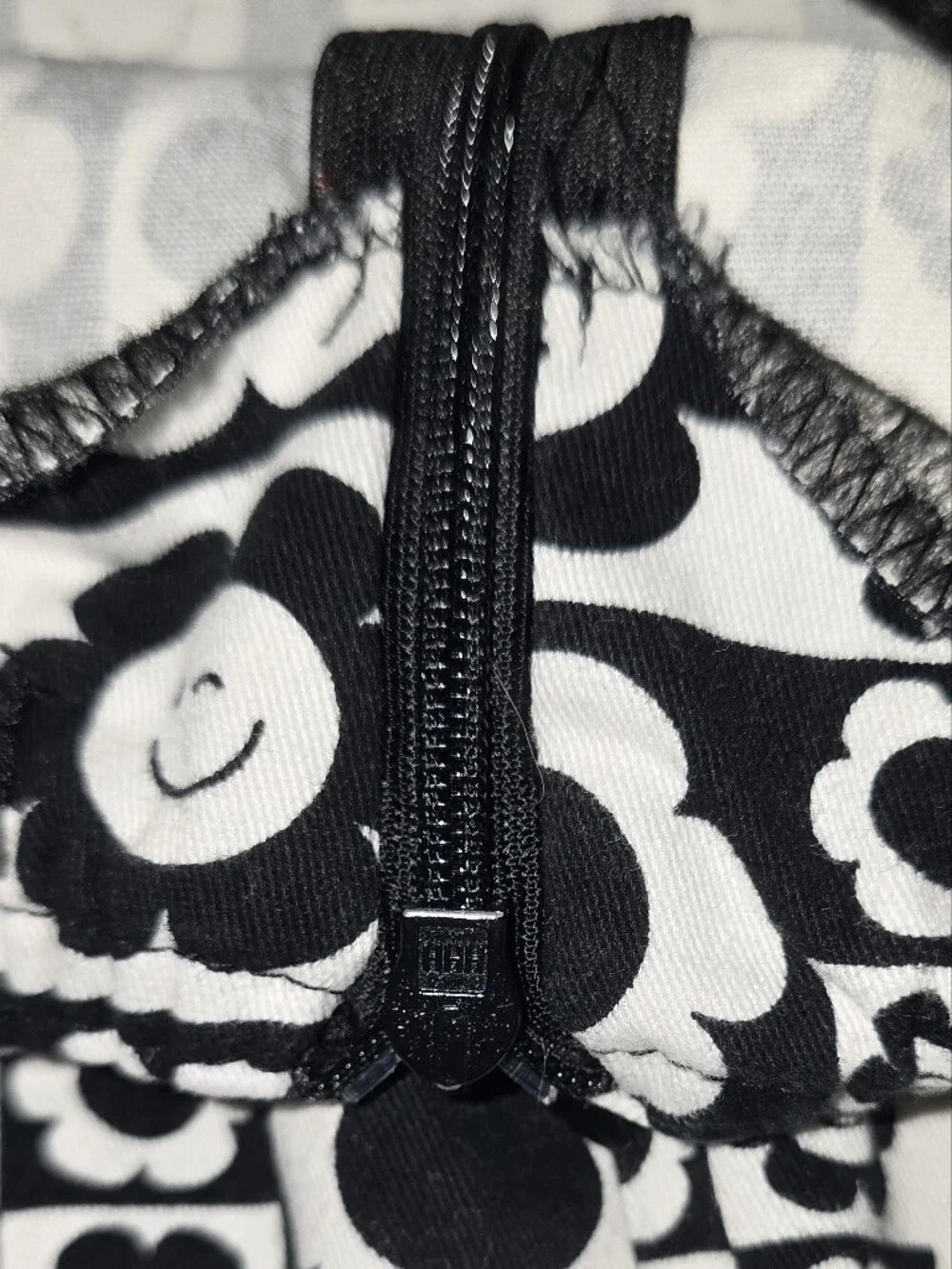 art class Black and Cream Floral Graphic Mini Skirt Size 7/8